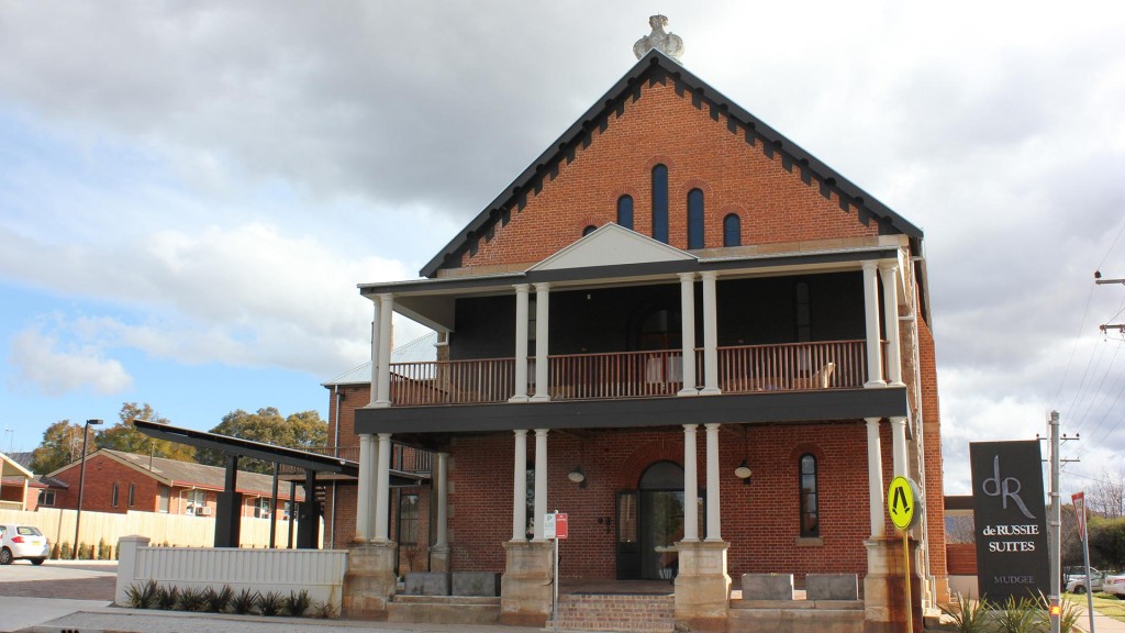 hotel builder sydney